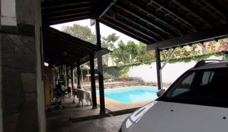 Casa Térrea à venda ou para alugar com 5 quartos, sendo 2 suítes,  em Vila Horizonte, Mogi das Cruzes, SP