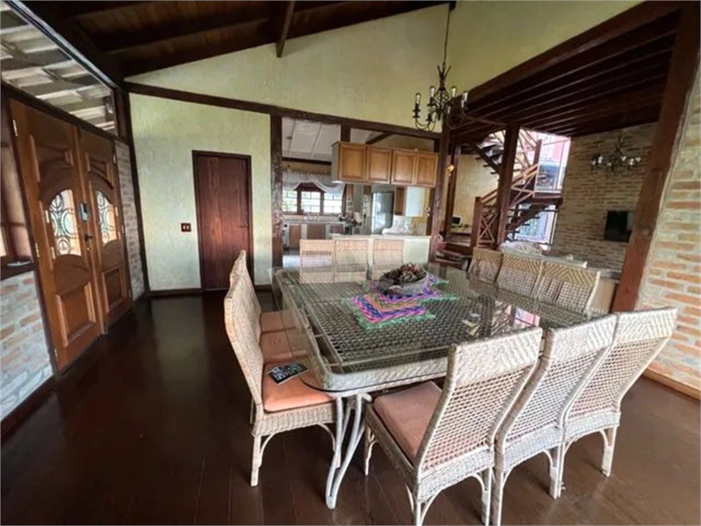 Casa à venda com 3 quartos, sendo 1 suíte,  no condomínio Alpes da Cantareira, Mairiporã - SP