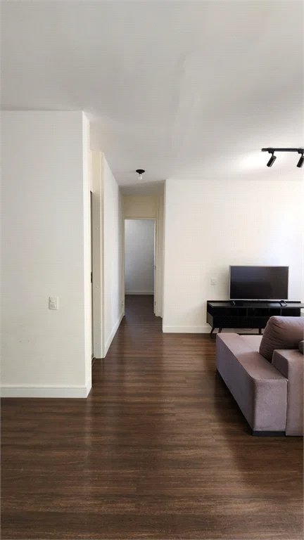 Apartamento à venda com 2 quartos, sendo 1 suíte, em Vila Praia, São Paulo, SP