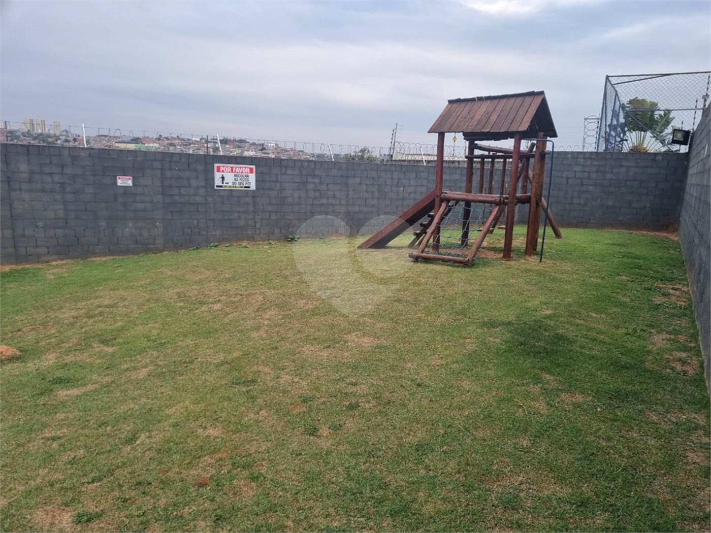 Casa à venda com 3 quartos, sendo 1 suíte,  no condomínio Bella Vista, Sorocaba - SP