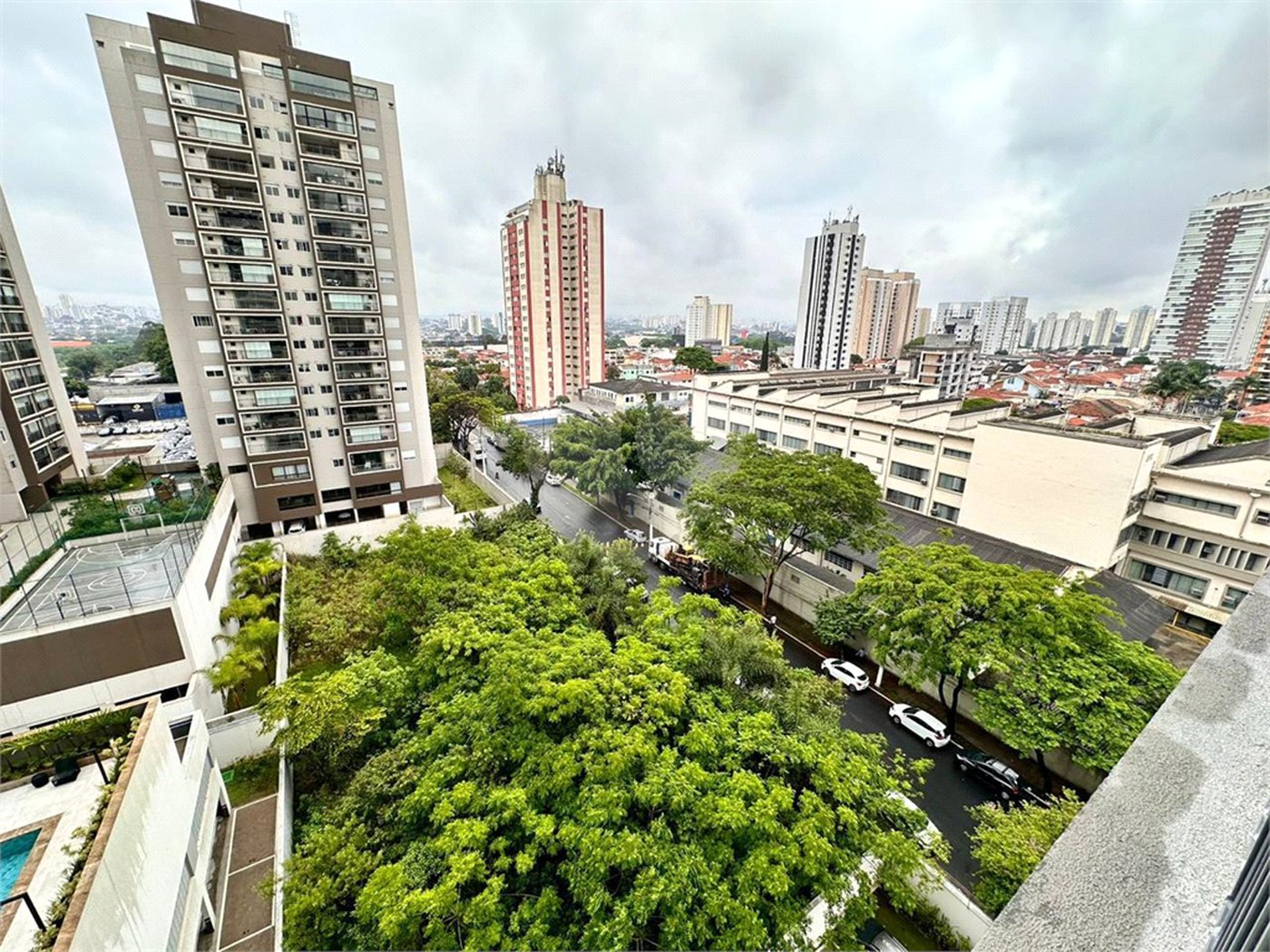 Apartamento à venda com 4 quartos, sendo 3 suítes,  em Parque São Jorge, São Paulo, SP