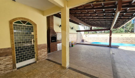 Casa à venda com 3 quartos, sendo 2 suítes,  em Campo Grande, Rio de Janeiro, RJ