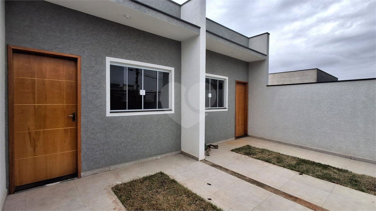 Casa de Vila à venda com 2 quartos em Jardim Santa Marta, Sorocaba, SP