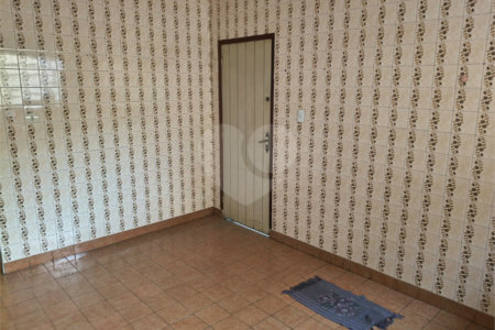 Sobrado à venda com 3 quartos em Vila Paulo Silas, São Paulo, SP
