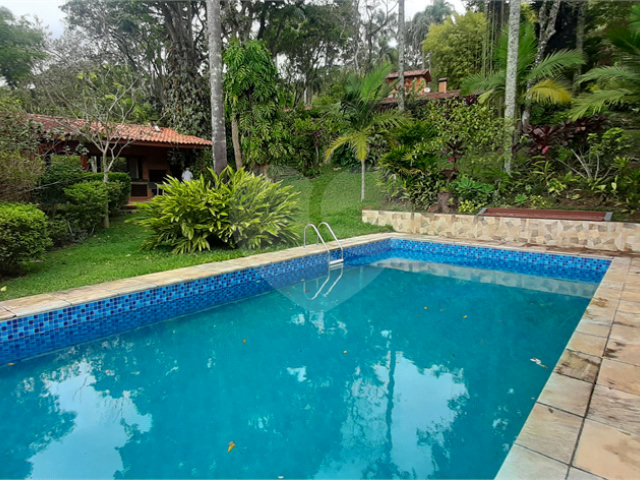 Casa Térrea à venda com 4 quartos, sendo 2 suítes,  em Serra da Cantareira, Mairiporã, SP