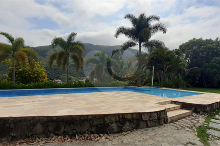 Casa à venda com 2 suítes em Campo Grande, Rio de Janeiro, RJ
