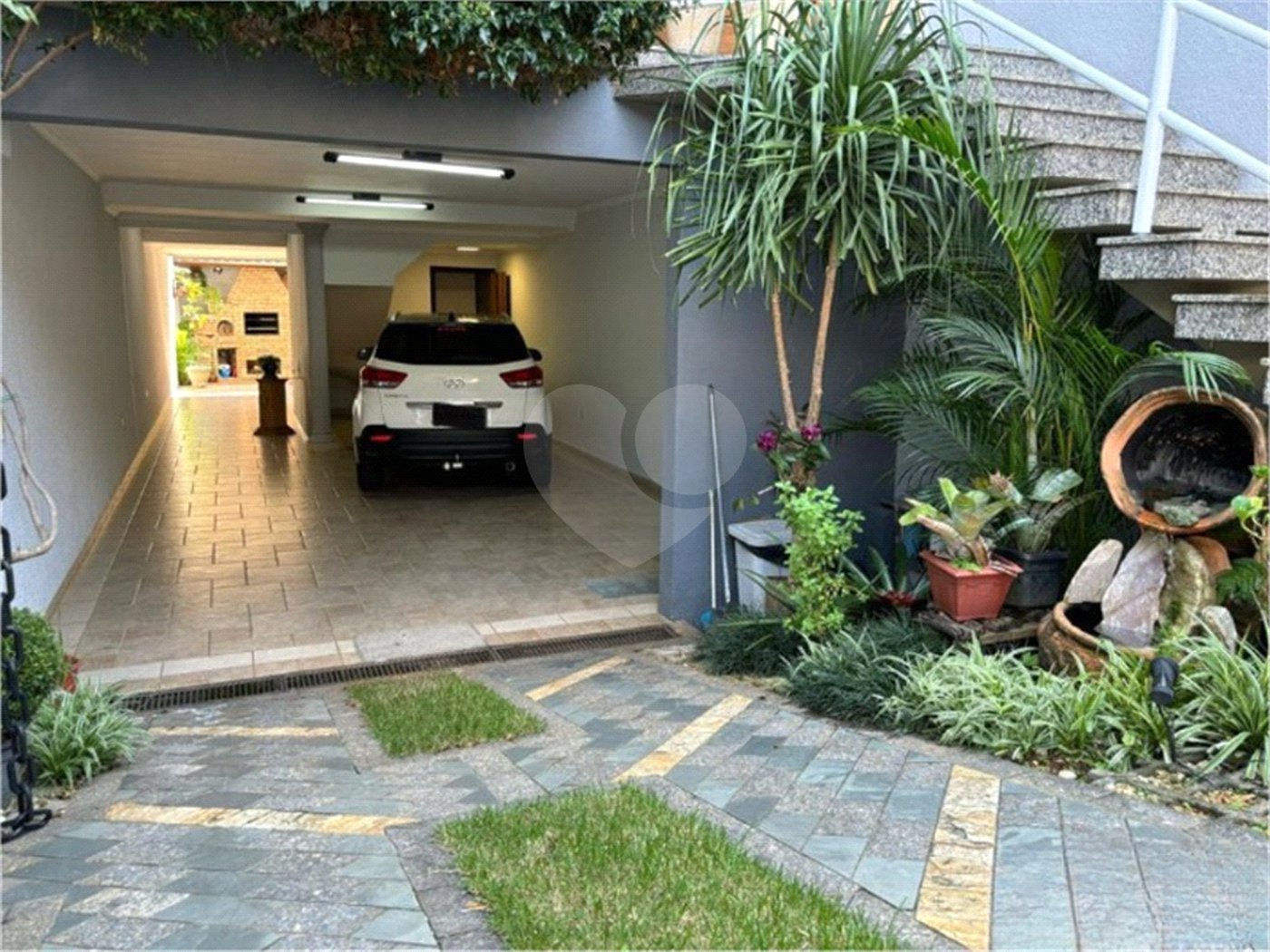 Sobrado à venda com 4 quartos, sendo 1 suíte, em Vila Floresta, Santo André, SP