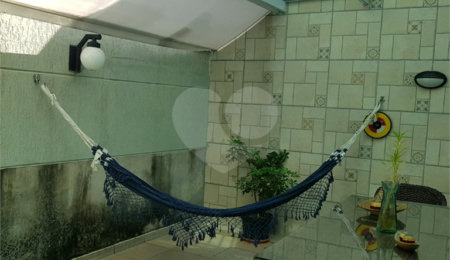 Sobrado à venda com 3 quartos, sendo 2 suítes,  em Santana, São Paulo, SP