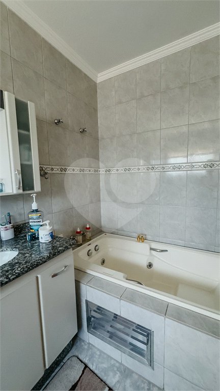Casa à venda com 4 suítes no condomínio Monte Belo, Salto - SP