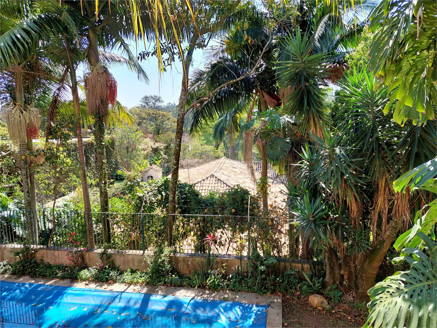 Casa à venda com 3 suítes em Jardim Leonor, São Paulo, SP