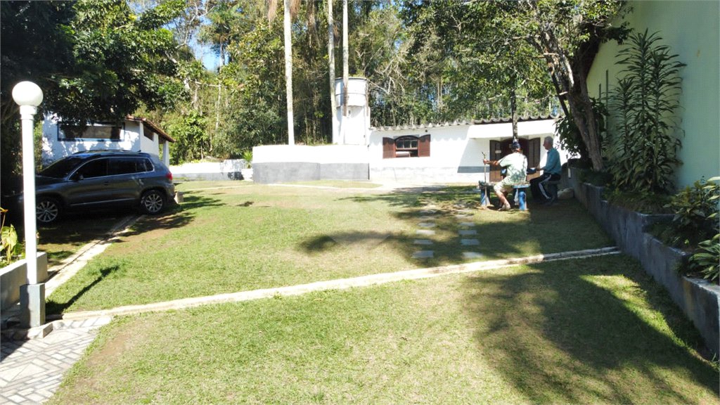 Sítio à venda com 8 quartos, sendo 4 suítes, em Boa Vista, Mogi das Cruzes, SP