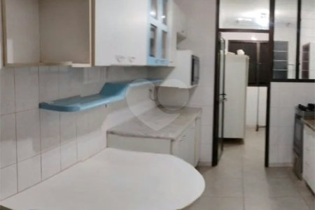 Apartamento à venda com 3 quartos, sendo 2 suítes,  em República, Ribeirão Preto, SP