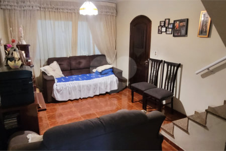 Sobrado à venda com 2 quartos em Cidade Líder, São Paulo, SP