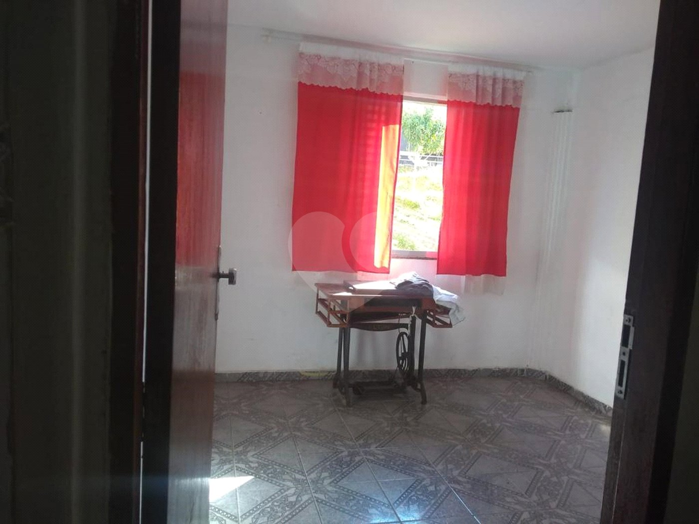 Apartamento à venda com 2 quartos em Cidade Tiradentes, São Paulo, SP
