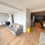 Apartamento à venda com 2 quartos, sendo 1 suíte,  em Boqueirão, Praia Grande, SP