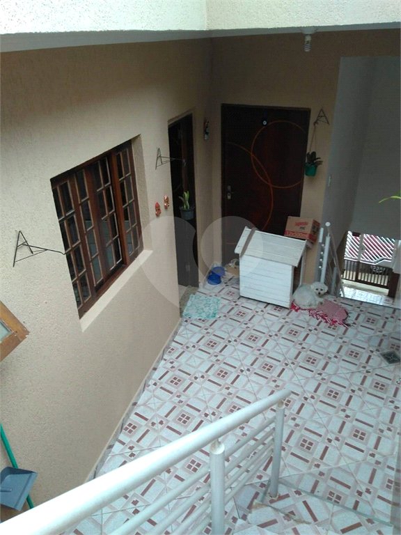 Sobrado à venda com 2 quartos em Jardim São José, Poá, SP