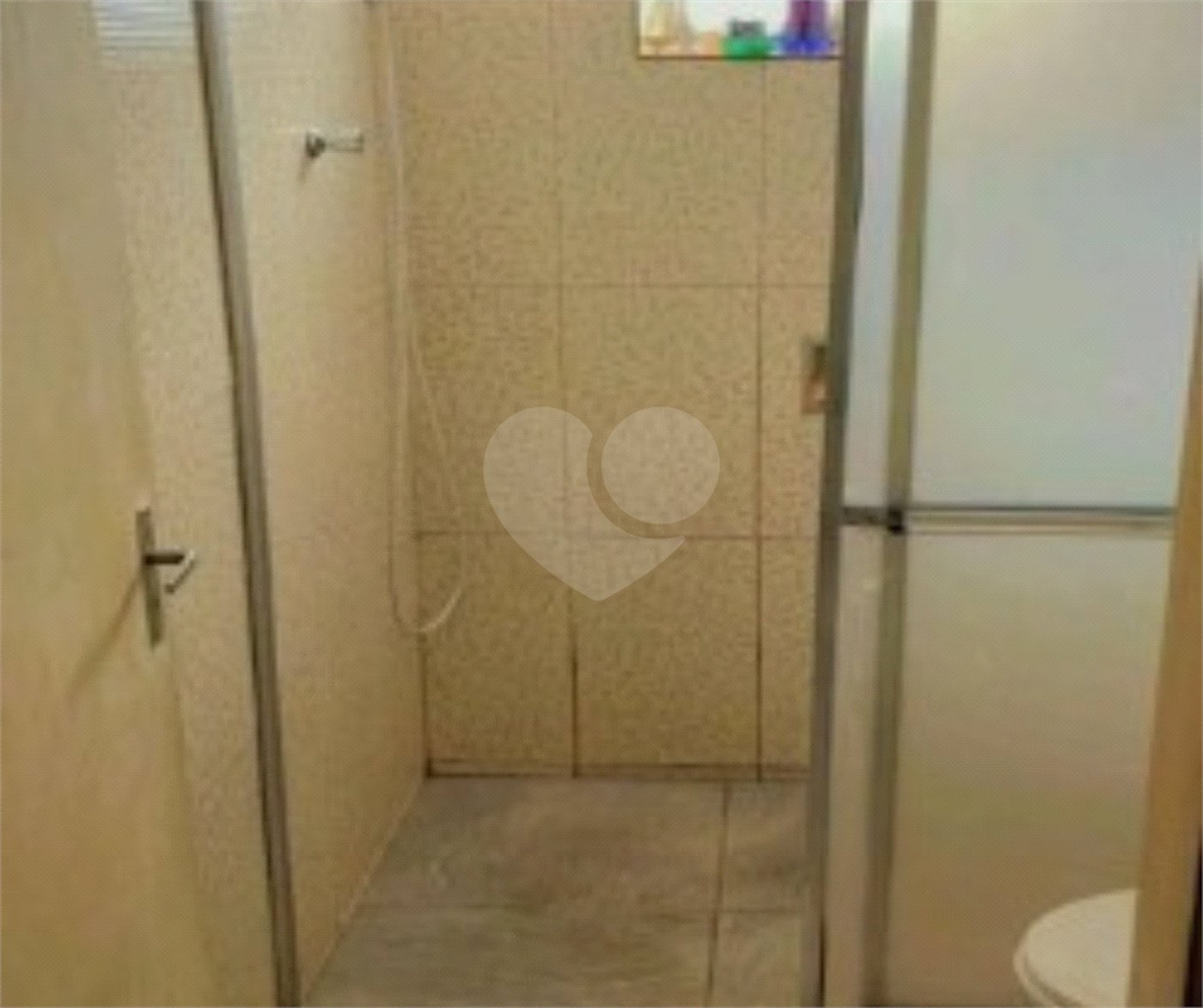 Sobrado à venda com 4 quartos, sendo 1 suíte, em Jaraguá, São Paulo, SP