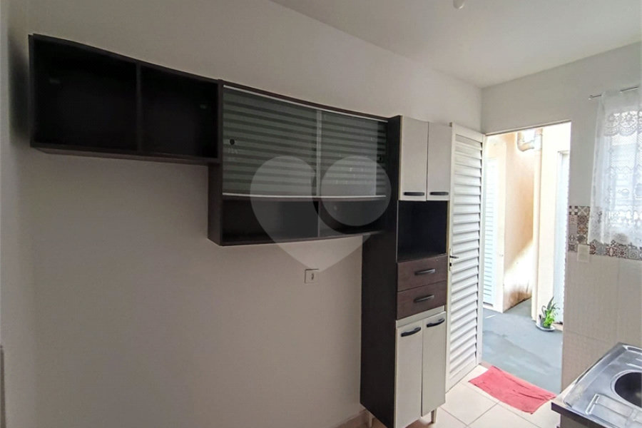 Casa para alugar com 1 quarto no condomínio Cond R Claudio Rodrigues Lopes, São Paulo - SP