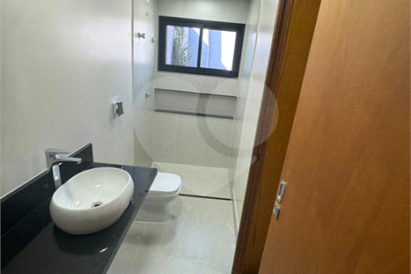 Casa Térrea à venda com 4 suítes em Jardim dos Pinheiros, Atibaia, SP