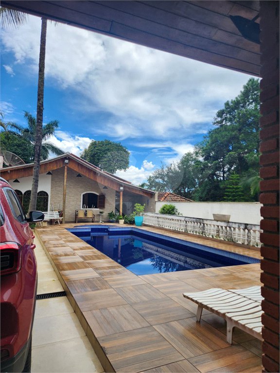 Sobrado à venda com 4 quartos, sendo 3 suítes, em Jardim Floresta, São Paulo, SP