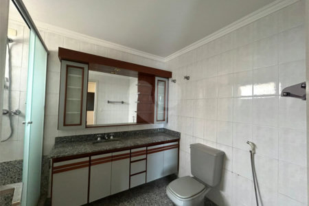 Apartamento à venda com 3 quartos, sendo 1 suíte,  em Vila Brasilina, São Paulo, SP