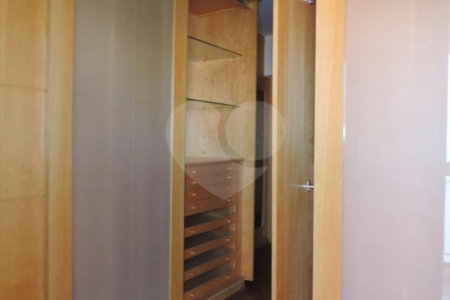 Apartamento à venda com 3 suítes em Jardim Marajoara, São Paulo, SP