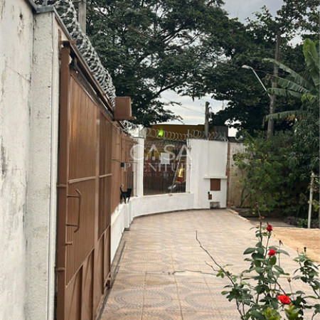 Casa à venda com 2 quartos em Vila Barão, Sorocaba, SP