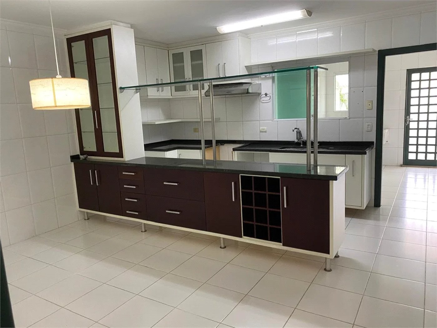 Sobrado à venda com 3 quartos, sendo 1 suíte, em Vila Lageado, São Paulo, SP