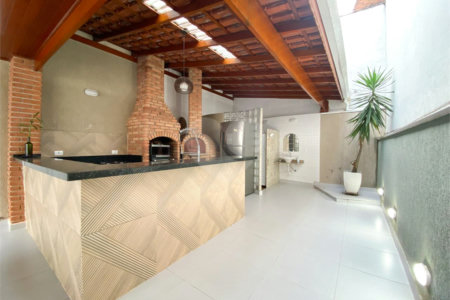 Casa à venda com 3 quartos, sendo 1 suíte, em Santana, São Paulo, SP