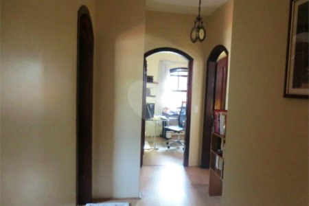 Sobrado à venda com 4 quartos, sendo 1 suíte, em Tucuruvi, São Paulo, SP