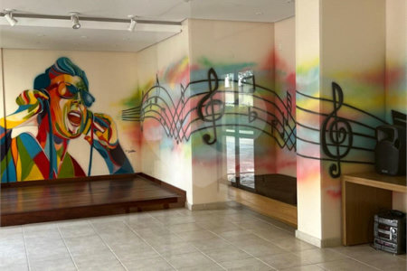 Apartamento à venda com 3 quartos, sendo 1 suíte,  em Parque Reboucas, São Paulo, SP