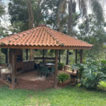 Casa à venda com 4 quartos, sendo 2 suítes, no condomínio Chacara Marques, Santana de Parnaíba - SP