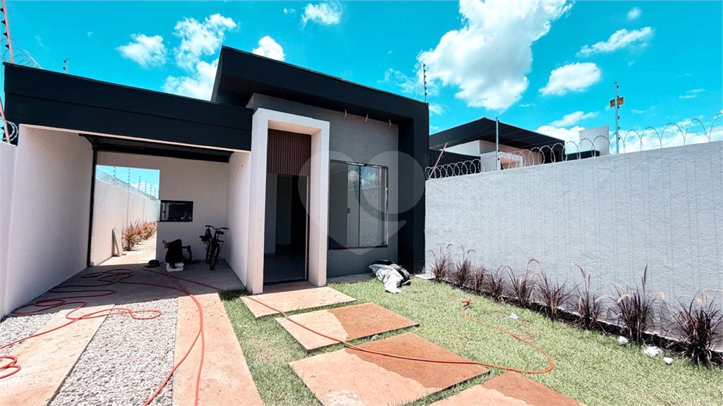 Casa à venda com 2 quartos, sendo 1 suíte,  em Portal das Araras, Três Lagoas, MS