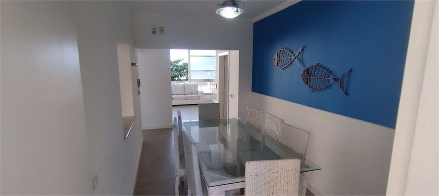 Apartamento Residencial à venda, Pitangueiras, Guarujá - AP0444.