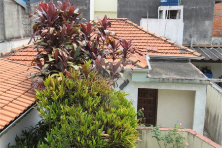Excelente sobrado com terraço e jardim, 3 dormitórios 1 suíte.