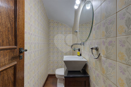 Casa Térrea à venda com 3 suítes em Granja Julieta, São Paulo, SP