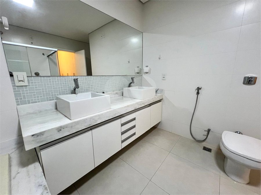 Casa para alugar com 4 suítes no condomínio Sunset, Sorocaba - SP