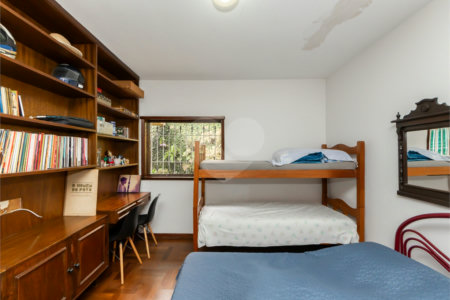 Sobrado à venda com 3 quartos, sendo 1 suíte, em Jardim Prudência, São Paulo, SP
