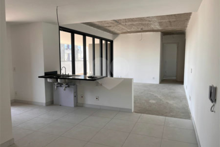 Apartamento à venda com 3 suítes em Pinheiros, São Paulo, SP