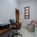 Casa à venda com 3 quartos, sendo 1 suíte, em Alto da Boa Vista, São Paulo, SP