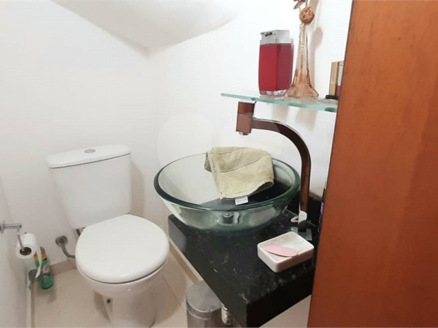 Casa à venda com 2 suítes no condomínio Alto da Serra, São Paulo - SP