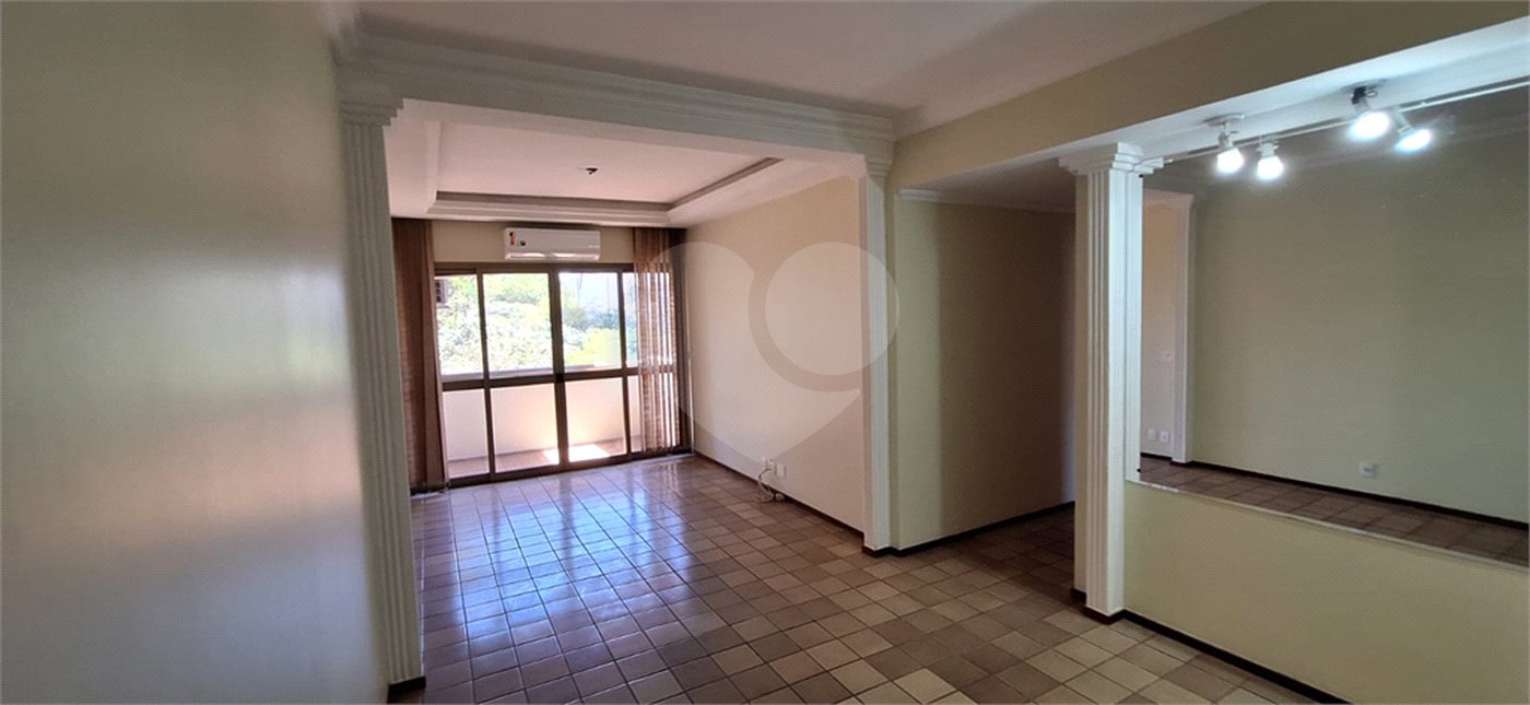 Apartamento à venda com 3 quartos, sendo 1 suíte,  no Centro, Ribeirão Preto, SP