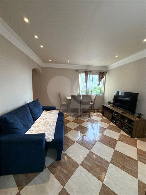 Apartamento à venda com 2 quartos em Parque Maria Domitila, São Paulo, SP