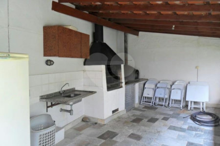 Apartamento à venda com 3 quartos, sendo 1 suíte, em Vila Andrade, São Paulo, SP
