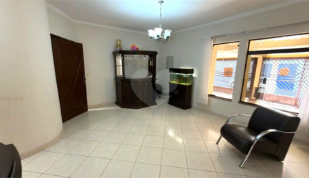 Sobrado à venda com 3 quartos, sendo 1 suíte,  em Vila Darli, São Paulo, SP