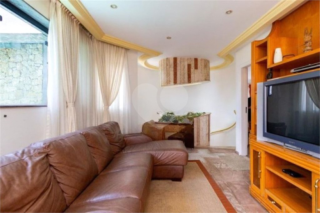 Apartamento à venda com 6 quartos, sendo 1 suíte, em Parque da Mooca, São Paulo, SP