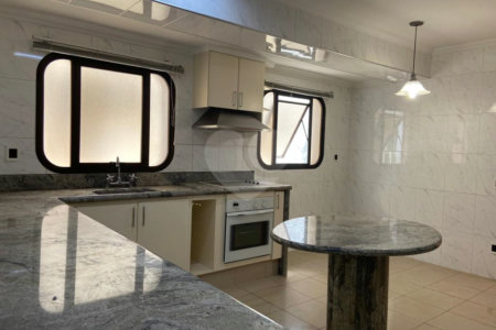 Apartamento à venda com 4 quartos, sendo 3 suítes, no Centro, Campinas, SP