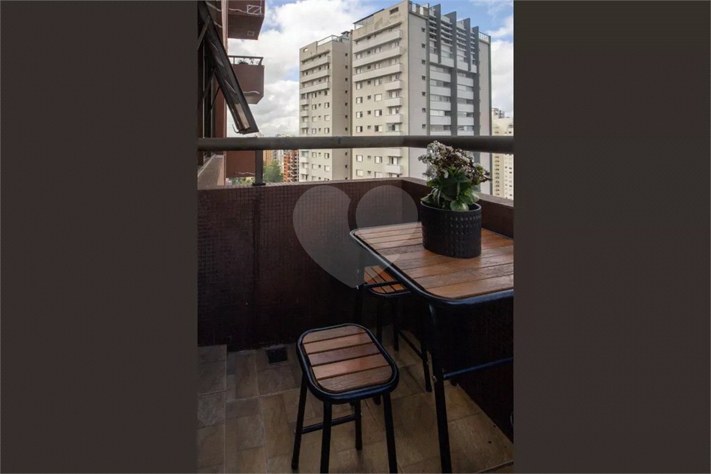 Duplex à venda com 2 suítes em Jardim Londrina, São Paulo, SP