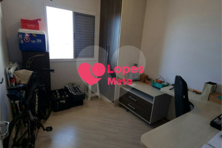 Apartamento à venda com 3 quartos, sendo 1 suíte, em Jardim das Indústrias, São José dos Campos, SP
