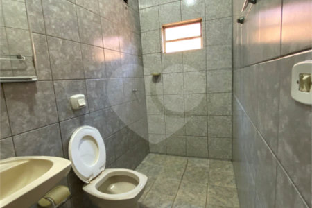 Casa à venda com 3 quartos, sendo 2 suítes, no Centro, Três Lagoas, MS